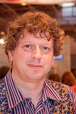 175px-Peter_F_Hamilton_20090315_Salon_du_livre_1.webp 175px-Peter_F_Hamilton_20090315_Salon_du_livre_1.webp