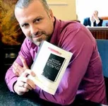 Bernhard_Aichner.webp Bernhard_Aichner.webp