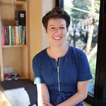 Claire Lynch.webp