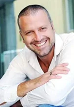 Bernhard Aichner - Bild.webp