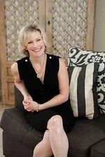 Tess Thompson.webp