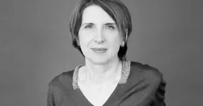 Kathryn Hughes - Bild.webp