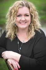 Colleen Hoover.webp Colleen Hoover.webp