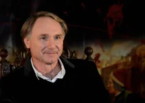 Dan Brown.webp Dan Brown.webp