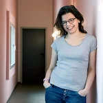 Julie Peters.webp