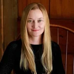 Tracy Sierra.webp Tracy Sierra.webp