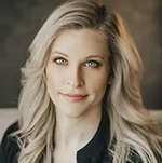 Devney Perry.webp