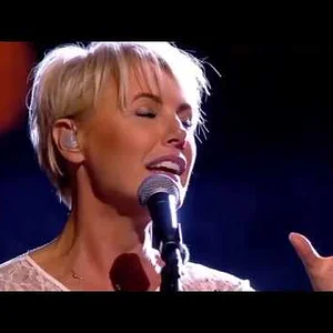 Dana Winner - One Moment In Time live