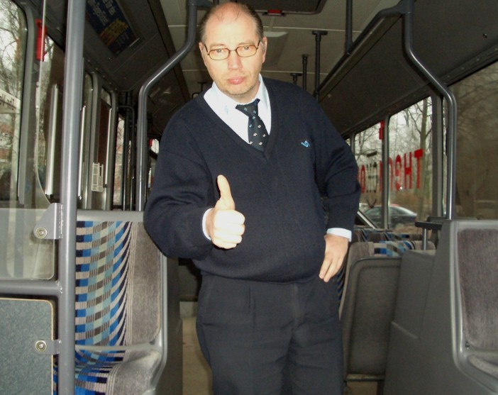 Busfahrer%20sagt%20Danke.jpg